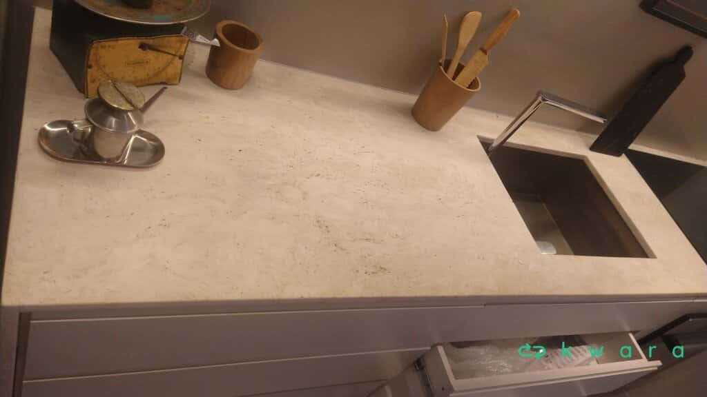 Pedra com Cuba de Inox, Torneira e Armário com 4 Gavetas - foto 4