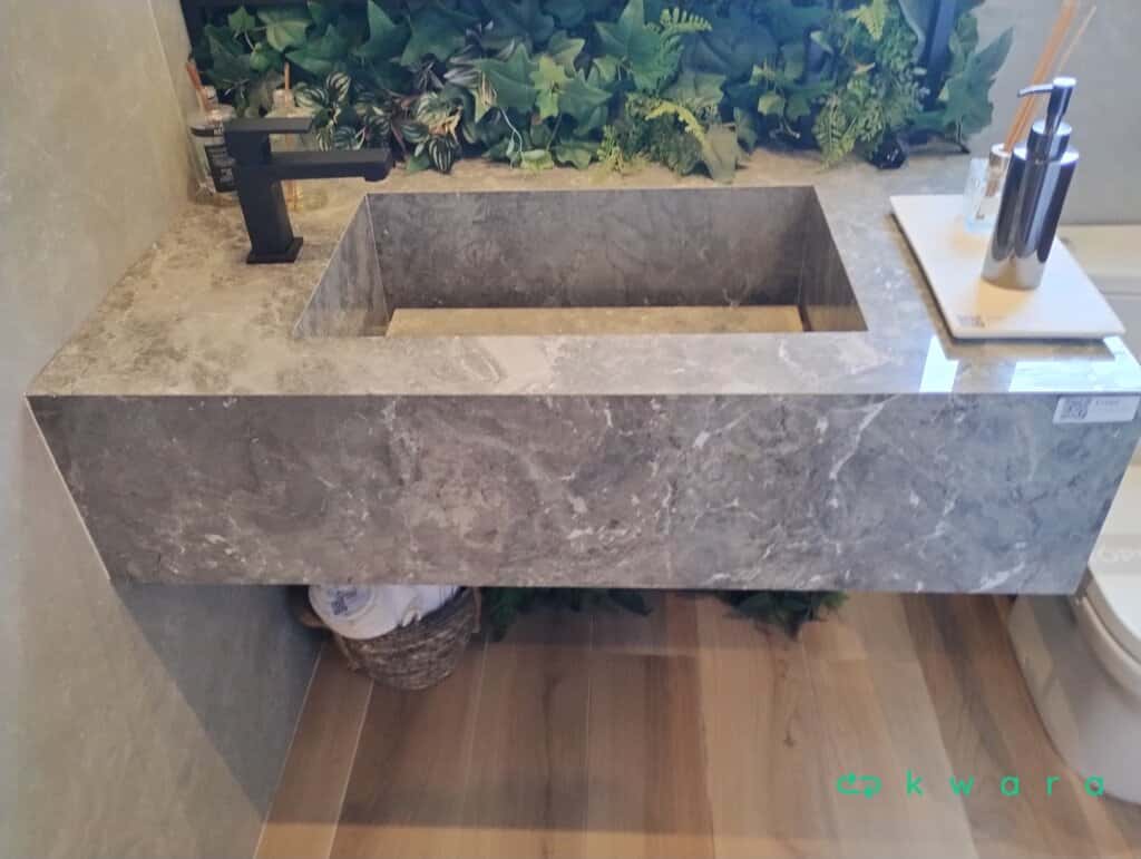 Pedra com Cuba Esculpida e Espelho (Não inclui torneira) - foto 2