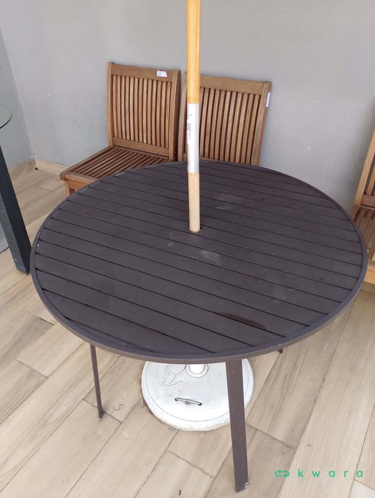 Mesa com Guarda Sol - foto 2