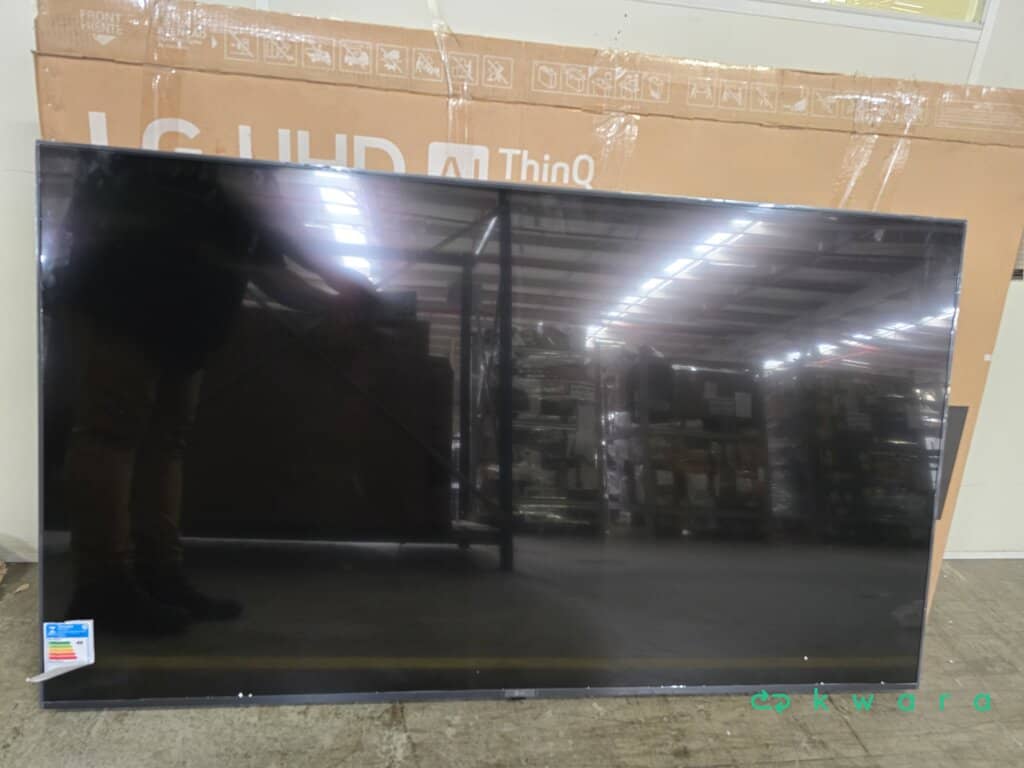 Televisão LG 60 polegadas 4K Smart TV com Wi-Fi e HDMI - foto 1