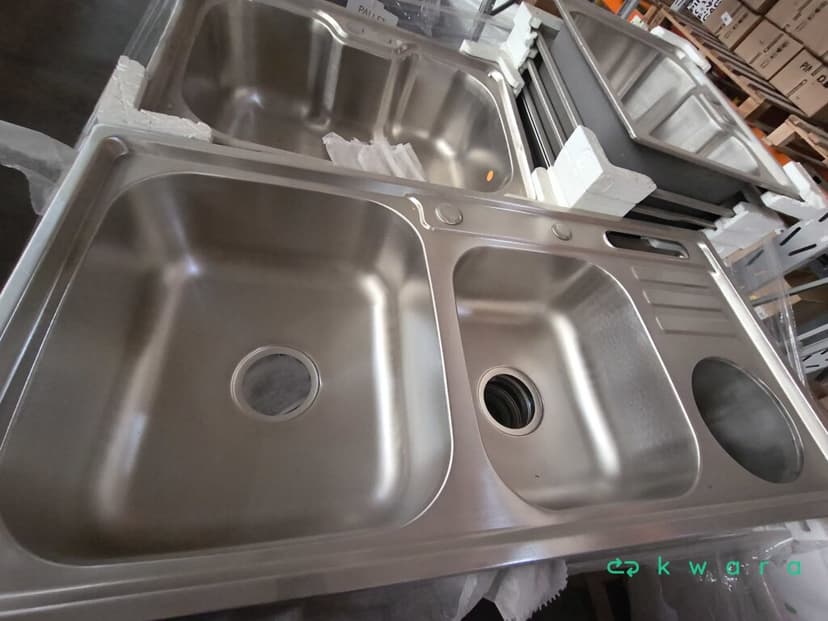 Aprox. 110 cubas duplas, cubas gourmet e tanques (vários tamanhos, com avaria) - foto 4