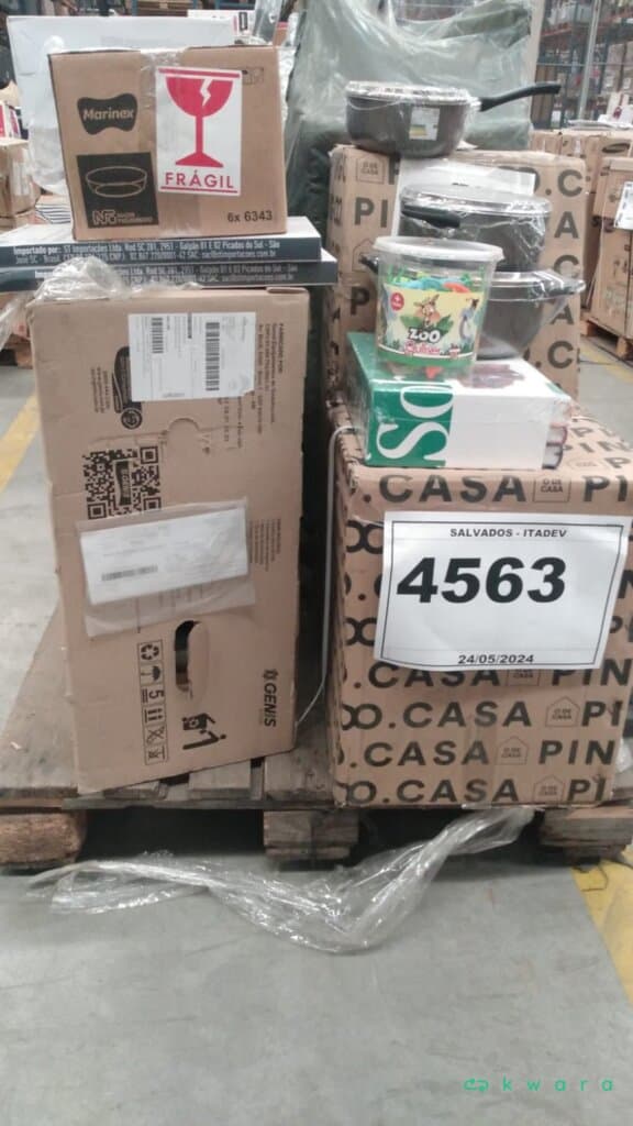 Aprox 21 Produtos: Esteira Ergométrica, Panelas, Louças, Cafeteira e Outros - foto 1