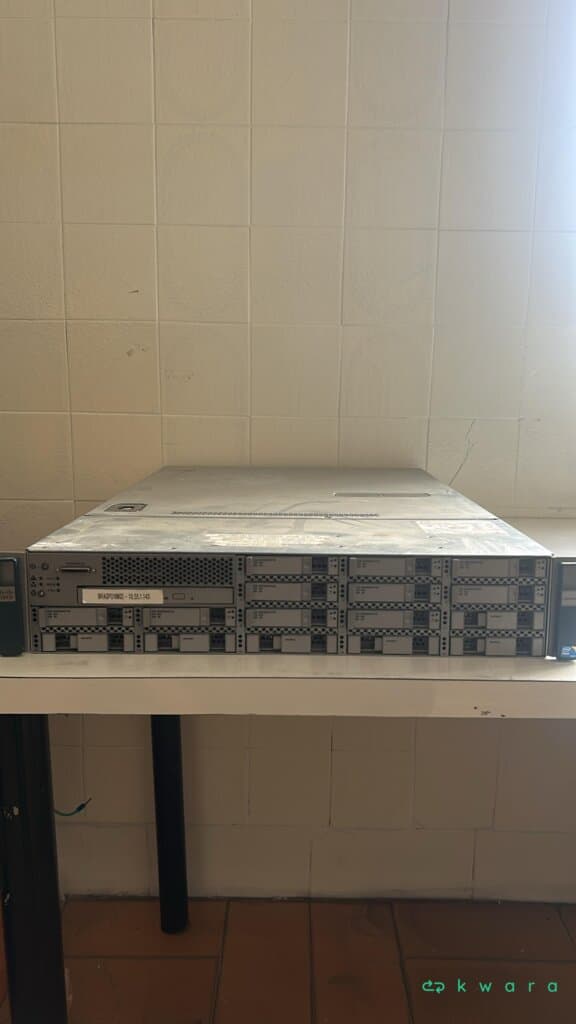 2 Servidores  Ucs C210 M2 - foto 1
