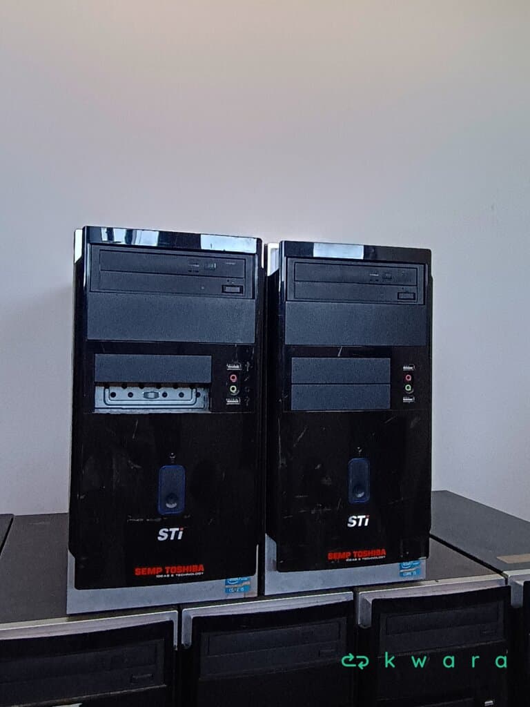2 CPUS Semp Toshiba - foto 1