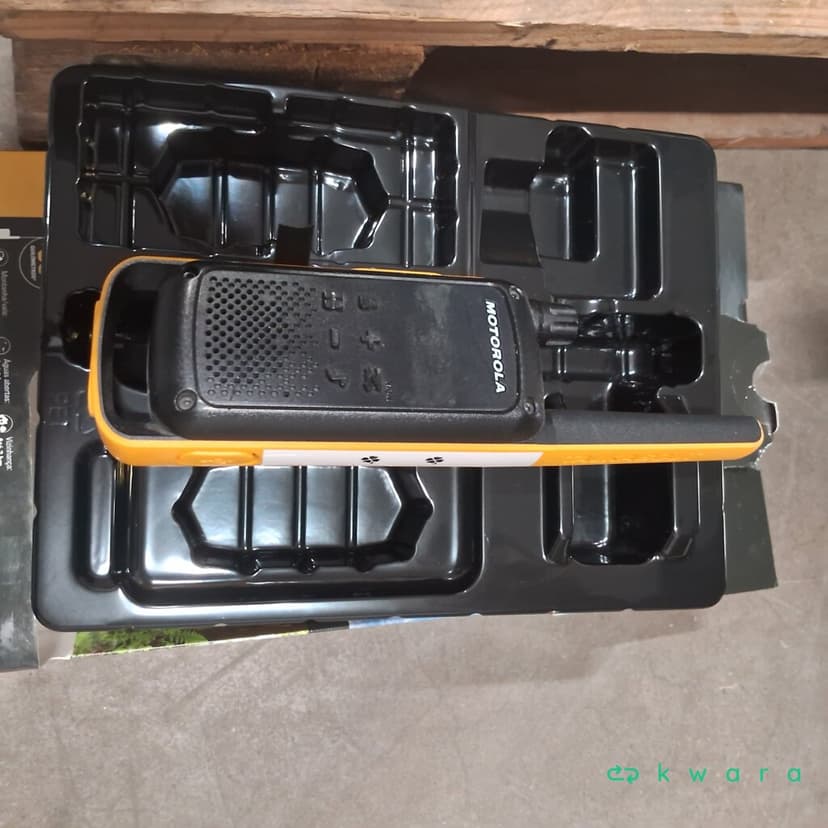 Aprox. 20 itens: Switch, calculadoras, câmeras, fonte de alimentação, carregador e rádios - foto 18