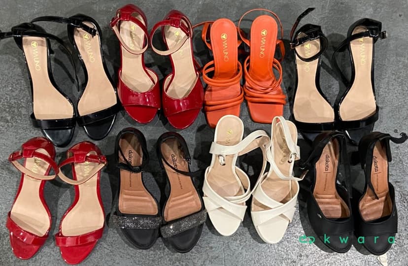 Aprox. 25 Sapatos diversos - KOL282 - SALDO A - foto 1