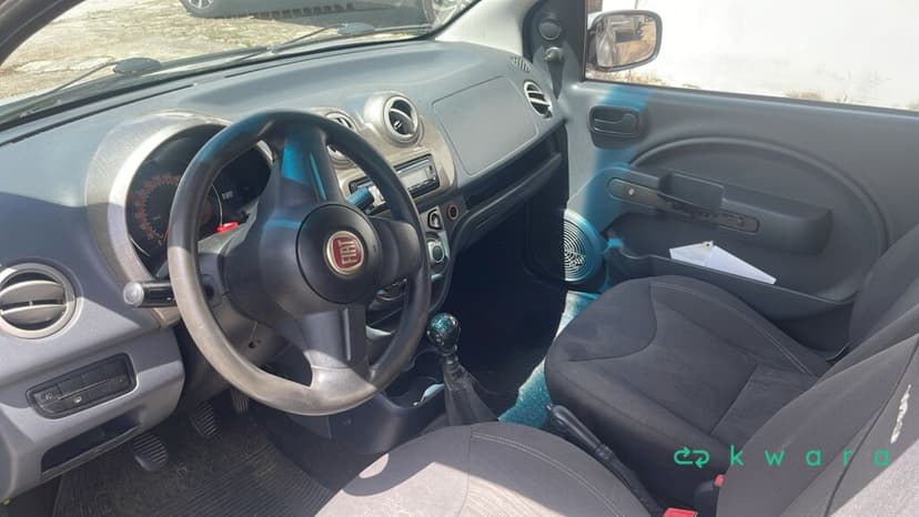 Fiat Uno Way 1.0, 2012, 2 Portas - foto 4