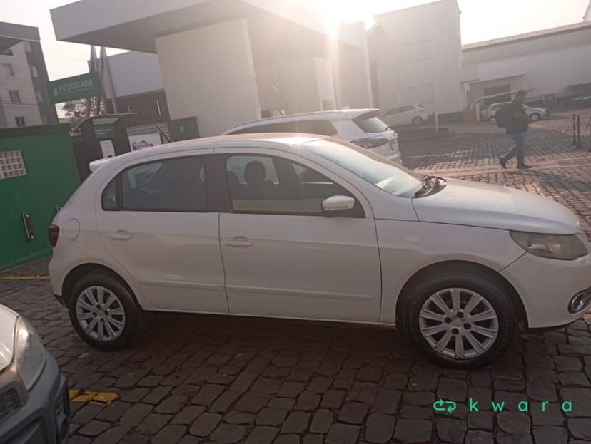 Veiculo Gol Power 1.6, Flex, Cor Branca, 4 portas, Cambio Manual - foto 5
