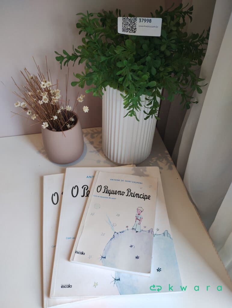 2 Vasos e 3 Livros - foto 1