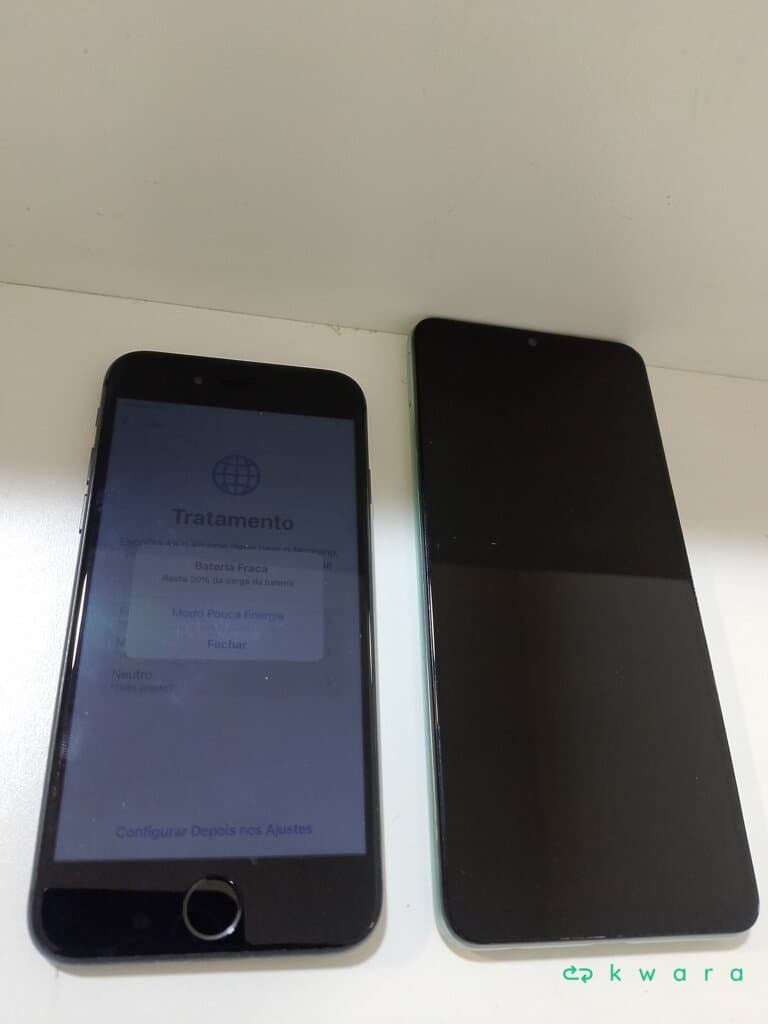 2 Celulares - Iphone 8 64GB e Samsung Galaxy A22 128GB - foto 1
