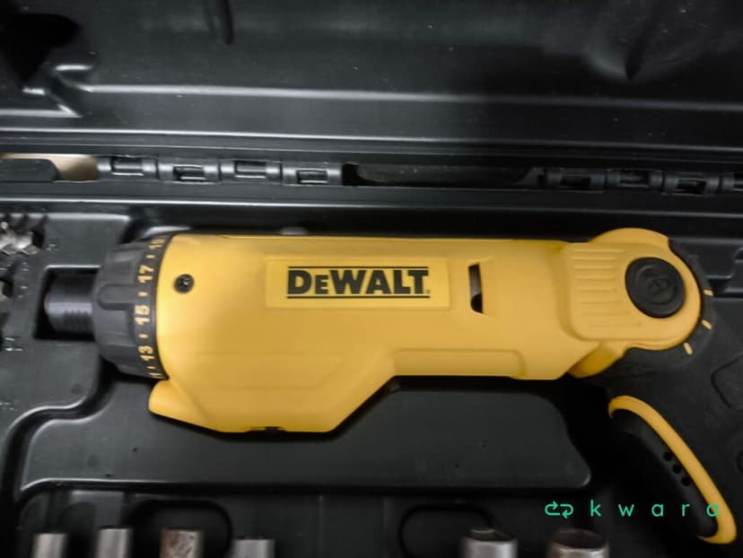 Parafusadeira Dewalt DCF060 - foto 3