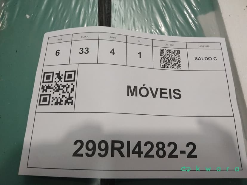 Aprox. 17 itens: Guarda-roupas e Sapateiras Demobile, Henn e Marcos Branco - foto 2