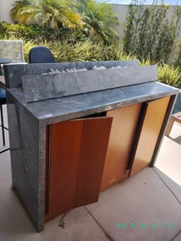 Pedra com Gabinete - foto 1
