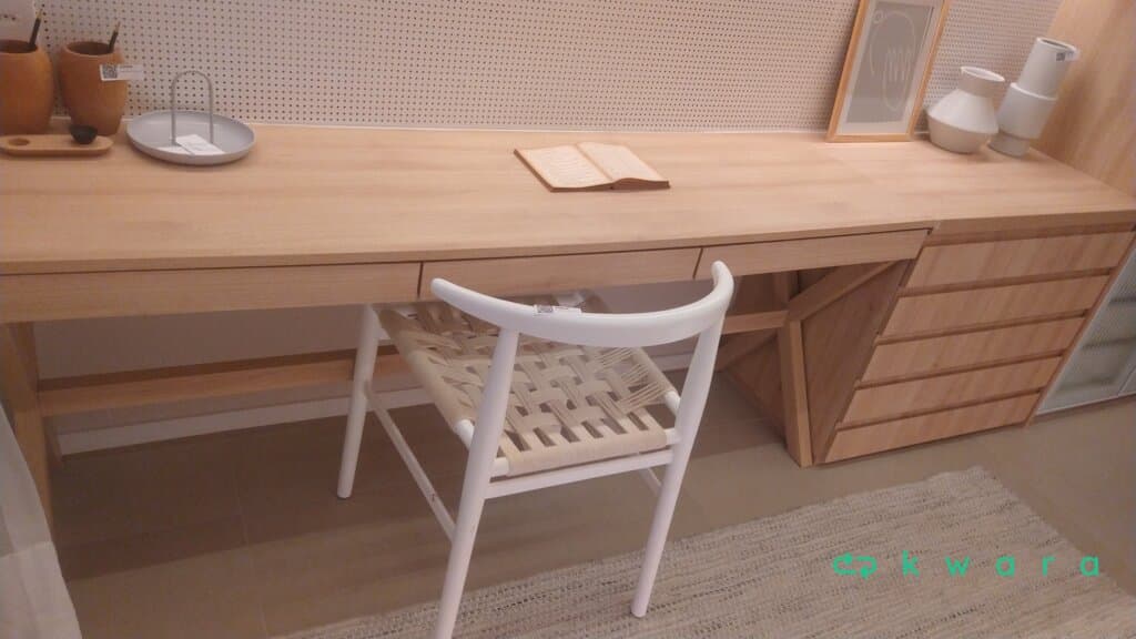 Armário com 4 Portas, 4 Gavetas, Mesa de Escrivaninha com 5 Gavetas e Prateleira - foto 6