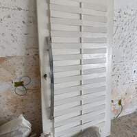 Porta com puxador em metal, batente e guarnição - foto 2