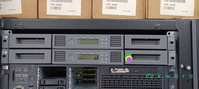 Autoloader HPE StorageWorks 1/8 LTO4 (2 Peças) - foto 2