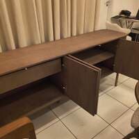Buffet com 4 portas, gaveta interna, divisão removível e madeira Carvalho Amendoa - foto 2