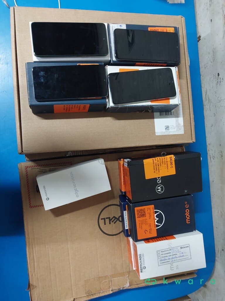 Aprox. 14 itens: Notebooks Dell e Smartphones Motorola com Android e 5G - foto 4