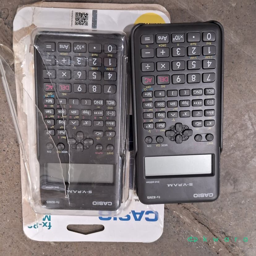 Aprox. 20 itens: Switch, calculadoras, câmeras, fonte de alimentação, carregador e rádios - foto 2
