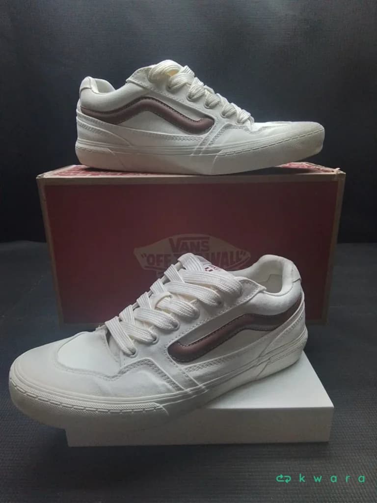 Aprox. 112 Itens - Como: Tênis New Balance, Asics, Adidas, entre outros - AVA VEN CAL 106 - foto 6
