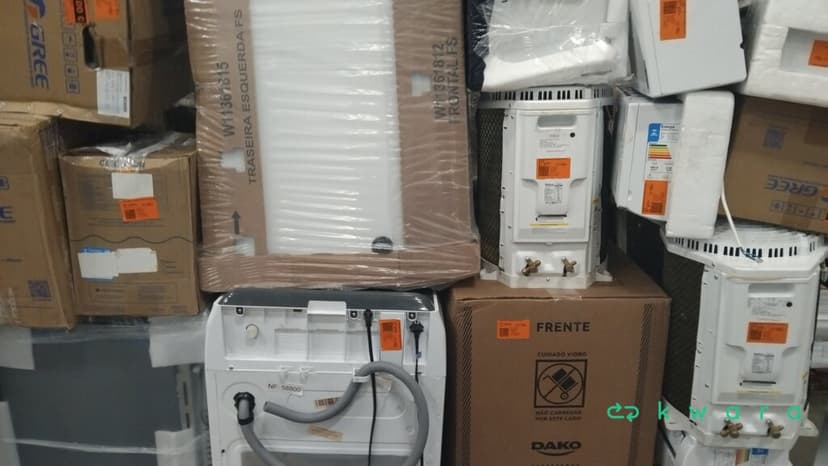 Aprox. 22 itens: Fogões, Ar Condicionados e Eletrodomésticos (Electrolux, Philips e Consul) - foto 3