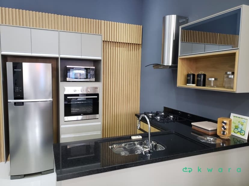COZINHA PLANEJADA ARMARIO SUSPENSO 4 PORTAS, 2 GAVETAS E GABINETE 4 GAVETAS, 4 PORTAS (montado) + GRANITO PRETO SÃO GABRIEL - foto 1
