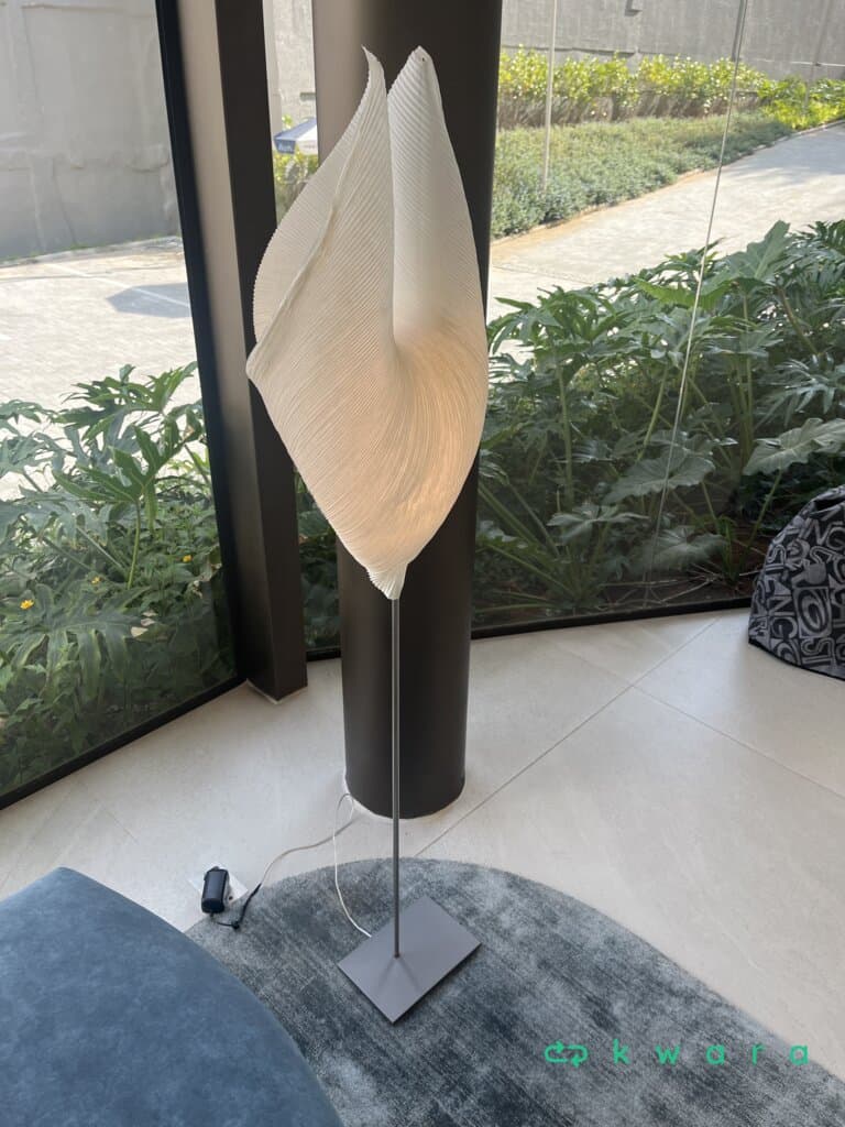 Luminária De Piso Babadul Faz Iluminação - foto 2