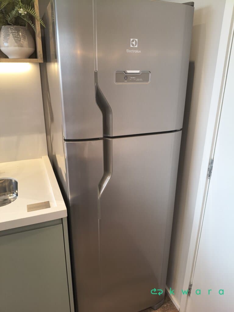 Refrigerador Electrolux Mod. DFX41 371L. - foto 1