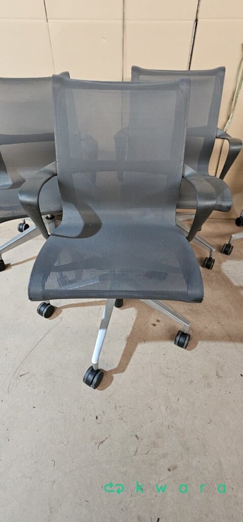 7 Cadeiras Herman Miller Setu - foto 4