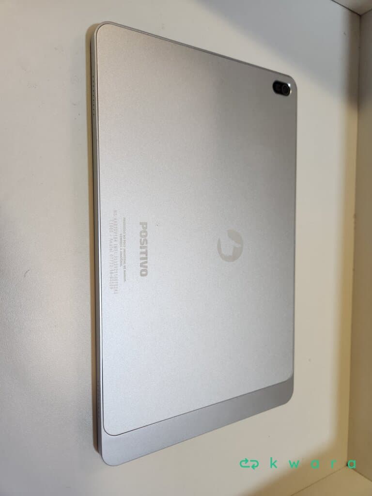 3 Tablets Positivo T1085 (Com carregador) - foto 5