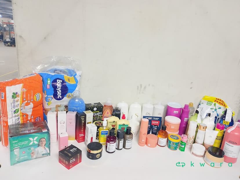 Aprox. 300 itens: Produtos de Limpeza, Chuveiro, Jogo de Panelas, Conjunto de Talheres, Vestuários. - foto 1