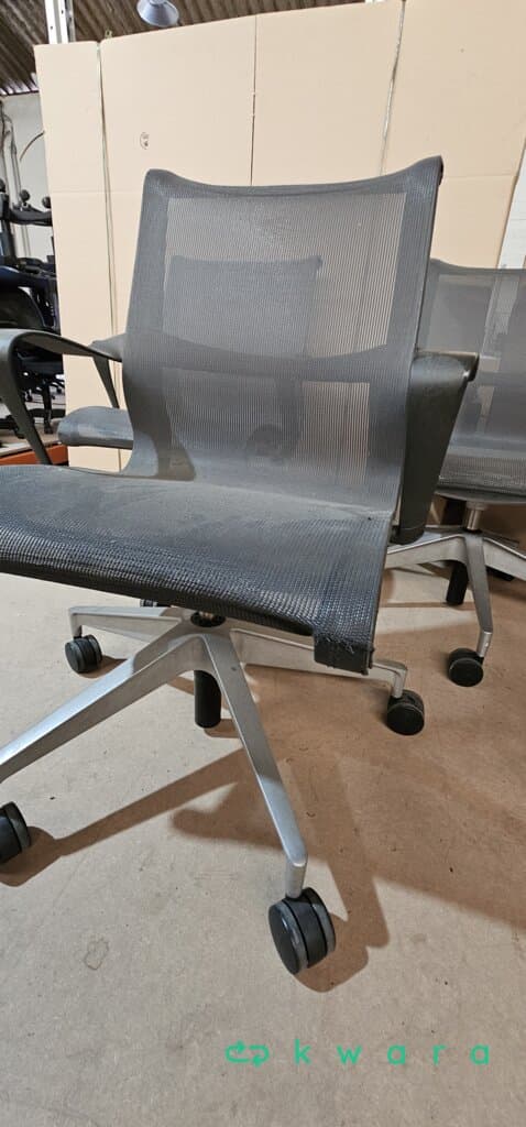 7 Cadeiras Herman Miller Setu - foto 2