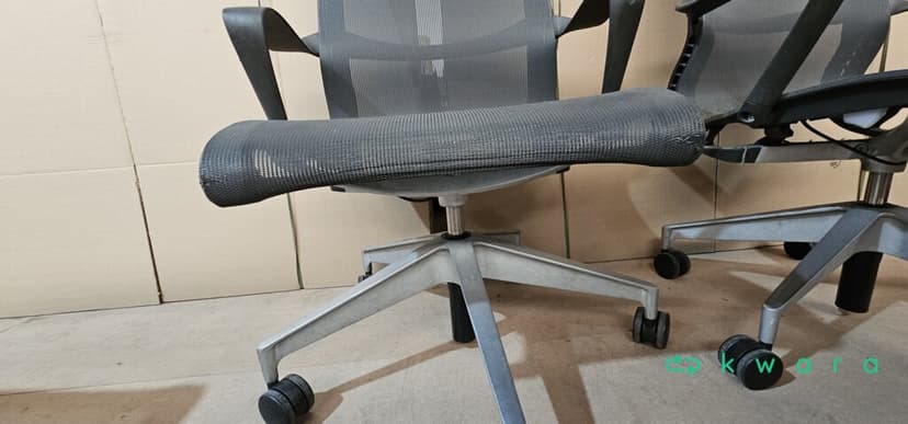 7 Cadeiras Herman Miller Setu - foto 7