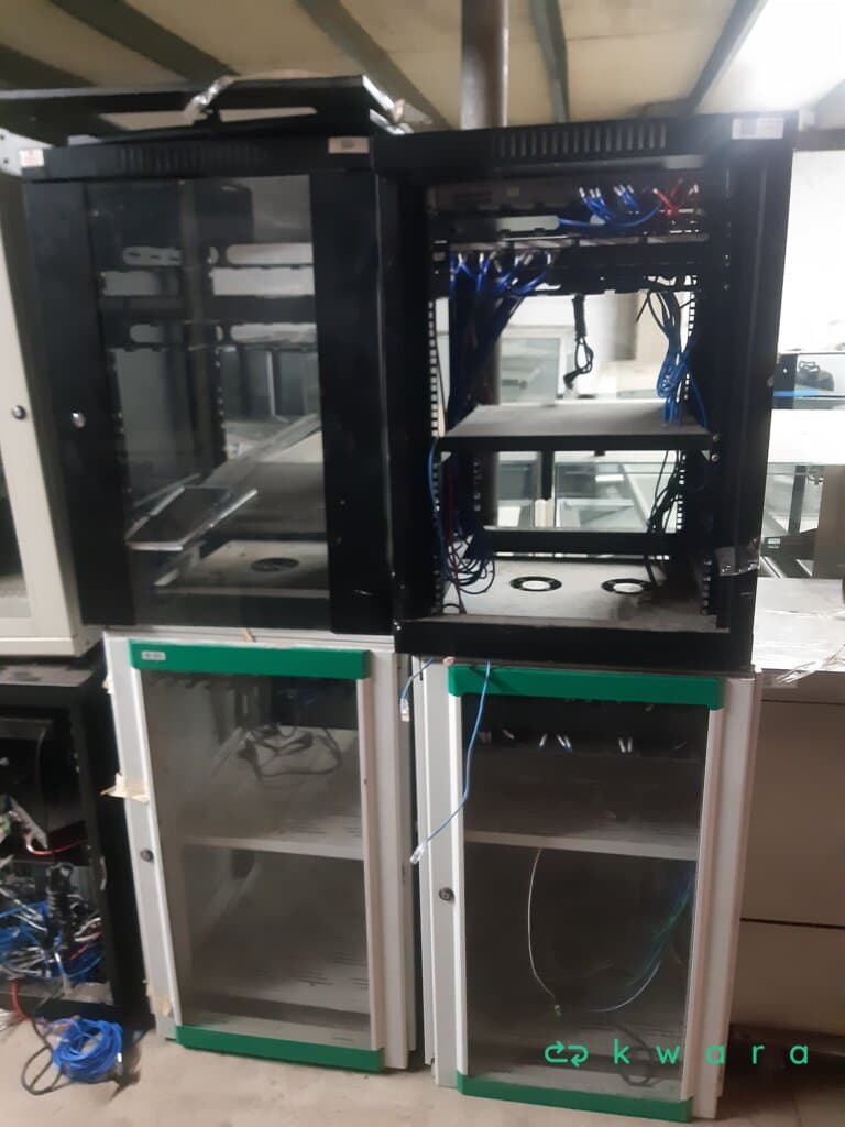 4 Racks p/ Informática - foto 1