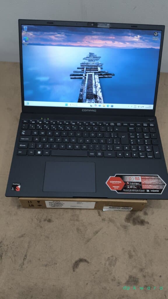 NOTEBOOK COMPAQ PRESARIO 5112 4GB 128SSD SNAPDRAGON 7C GEN 2 - foto 1