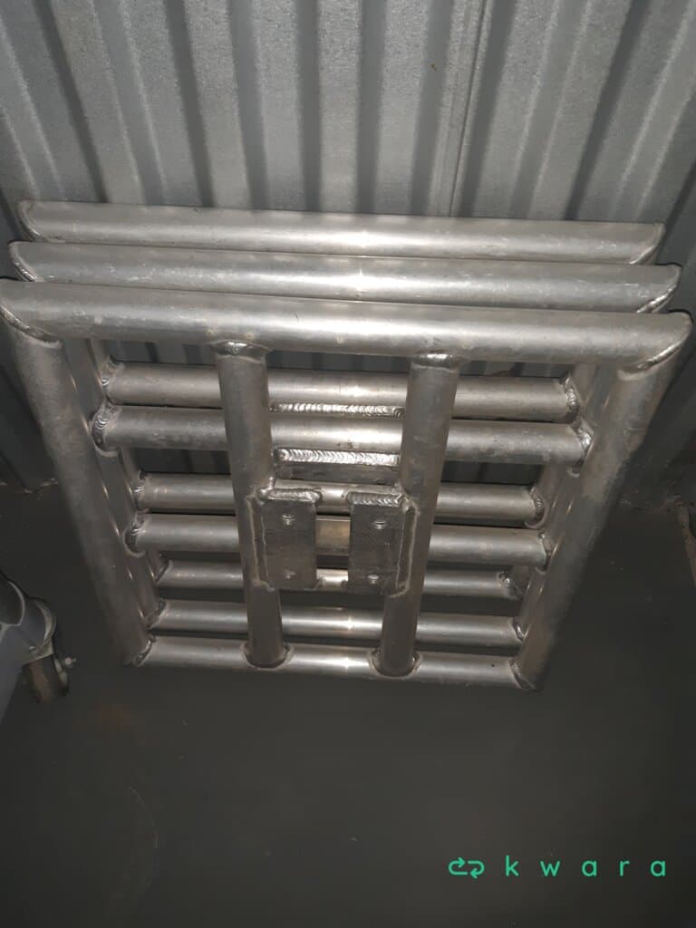 Base com Rodas e Carrinho - foto 1