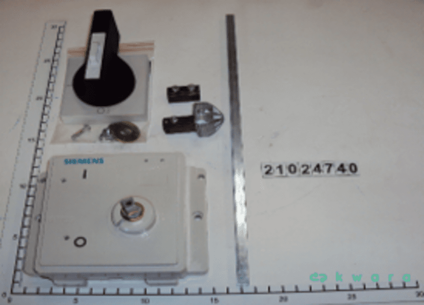 APROX. 51 ITENS: ACABAM C-33 ROOS ,  ACCEPTOR GAMMA 7.1 ,  ACELERADOR 167841 TOYOTA ,  ACION ROT NF630SEPIN630AIR300630A TÉCHNE ,  ACION ROTAT EXT 3VF 96231EA00 SIPA ,  ACIONAMENTO 11-2200003-01-01 MSA ,  ACIONAMENTO 20-2100002-01-09 MSA ,  ACIONAMENTO EB05207000123 CYKLOP ,  ACIONAMENTO K140R ATOS ,  ACIONAMENTO ROTA 3VF95231EA00 TÉCHNE - foto 9