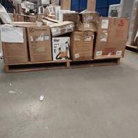 Aprox. 20 Itens: Aspiradores de pó, escadas de alumínio, duchas e produtos de limpeza - foto 3