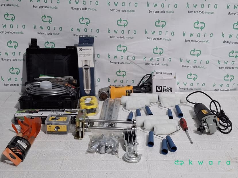 Aprox. 200 itens - Ferramentas e acessórios automotivos - foto 1