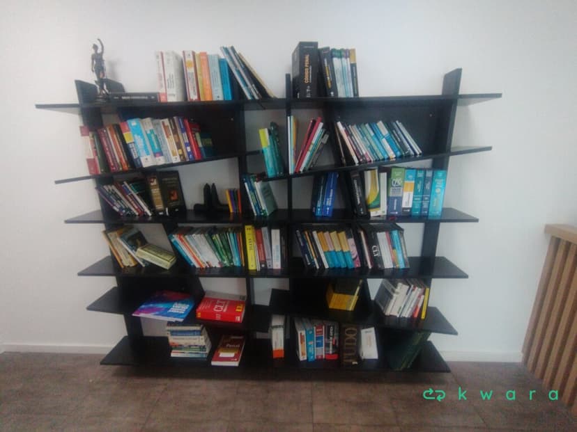 Estante (não inclui enfeites e livros) - foto 1