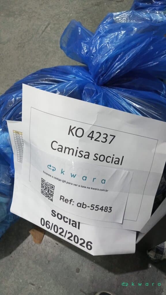 Aprox. 13 Camisas Sociais diversas  - saldo a - KO4237 - foto 4