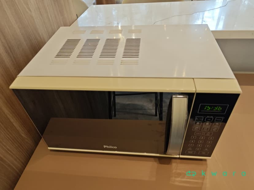 Microondas Philco mod PM021E 220v - foto 1