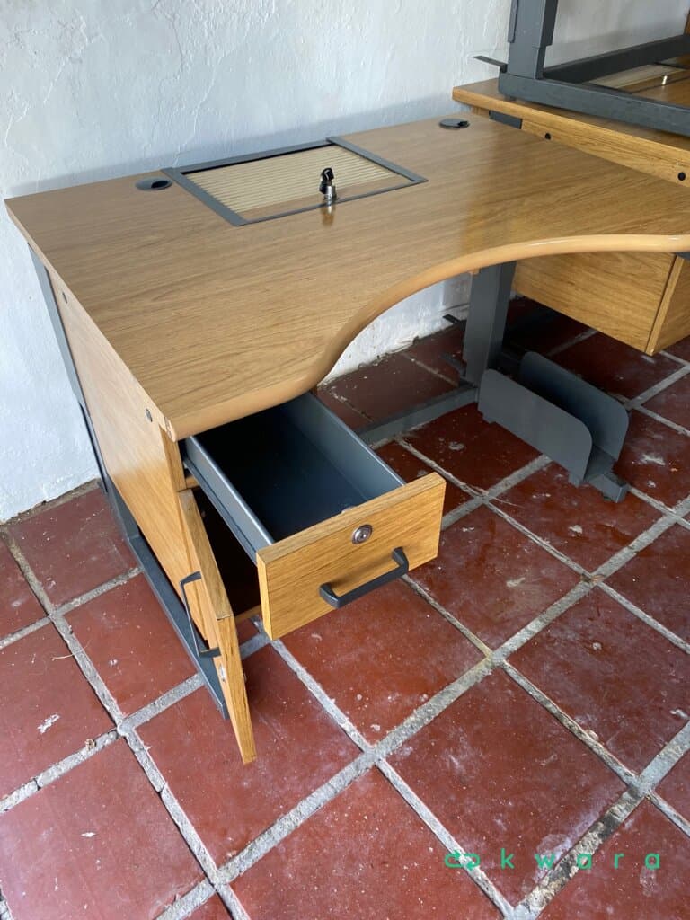 3 Mesas para escritório - foto 3