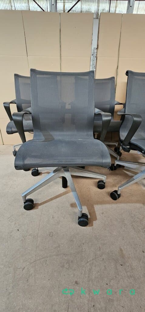 7 Cadeiras Herman Miller Setu - foto 1