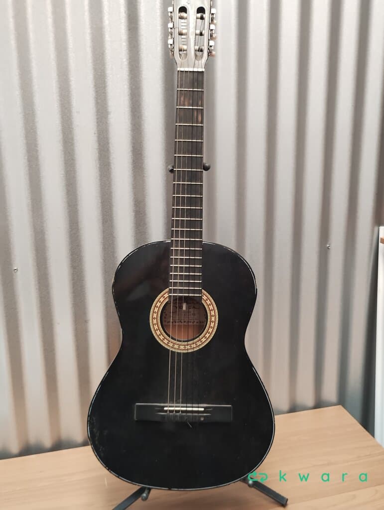 Violão e Suporte - foto 2