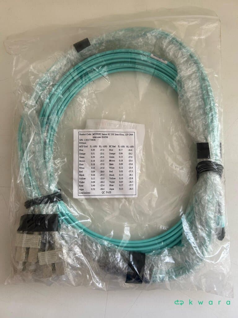 50 Fibras Optica Cabo Fibra Óptica Hellerman Mtpf/Pc Fanout Sc Dx 2Mm 65Cm, 12F Om4 Mini Core 10.65M Verde Claro - foto 1