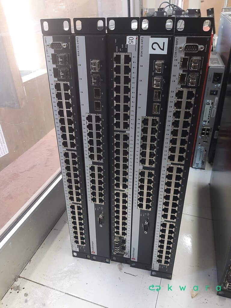 11 Notebooks Diversos,10 Switchs e 4 Desktops - foto 5