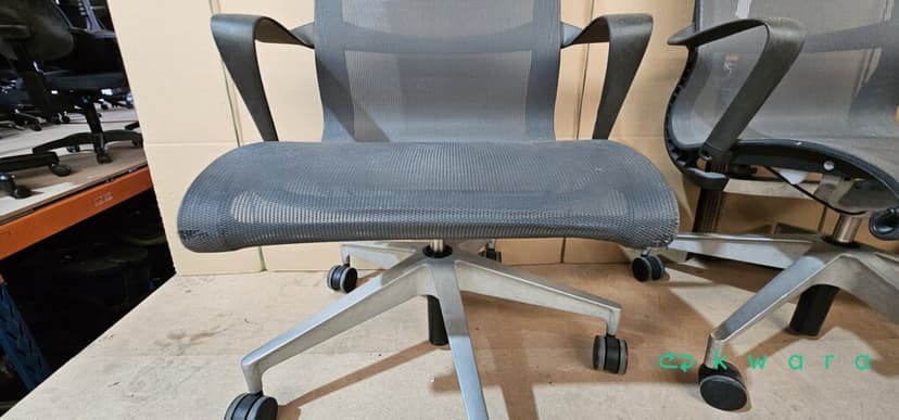 7 Cadeiras Herman Miller Setu - foto 4