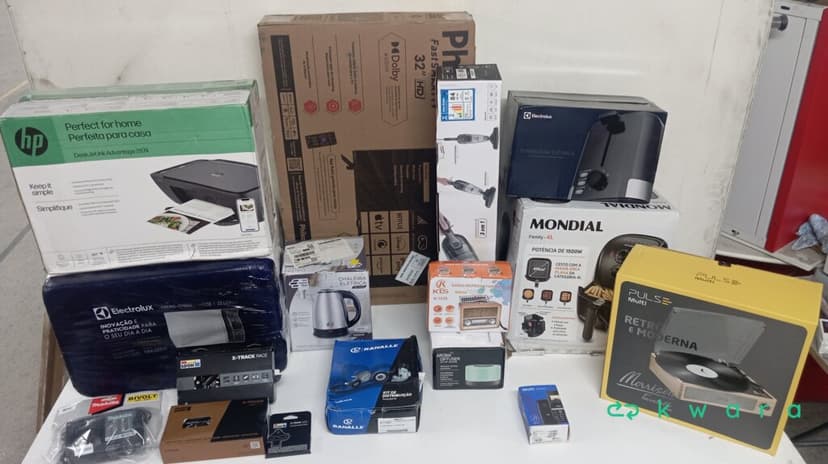 Aprox. 100 itens: Tv 32', Microondas,  Impressora, Microondas, Aspirador, Cafeteira, Ventilador - foto 1