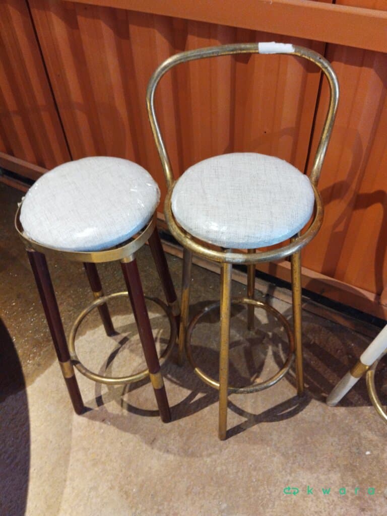 4 Banquetas - foto 3